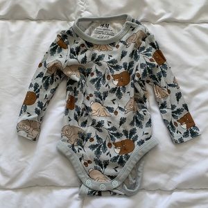 Like new Organic H&M onesie.